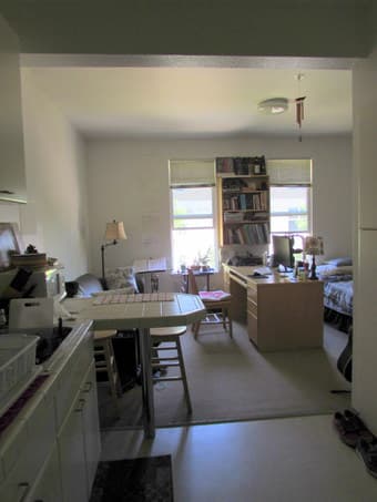 Escondido Village Studio for sublet (July 1 - Sept. 1): $45/Day! 1