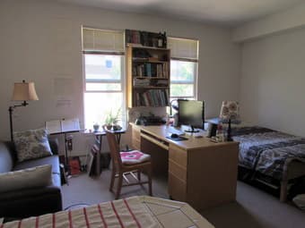 Escondido Village Studio for sublet (July 1 - Sept. 1): $45/Day! 2