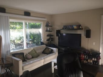 AMAZING apartment available end of June - perfect for a couple! 3