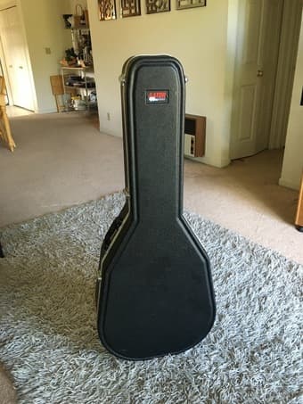 **REDUCED** Gator Molded Guitar Case (GC-JUMBO) - $85 OBO 3