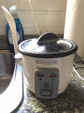 3 Cup Rice Cooker - $10 1