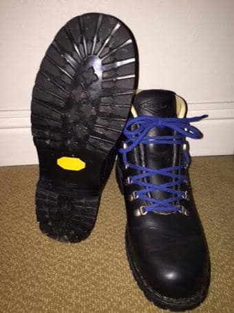 Merrell Mountaineering Boots, Size Men's 7.5 or Women's size 9 1