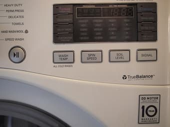 LG Washer - Extra Large 3.7 cu.ft. + TurboWash + Steam + White 2