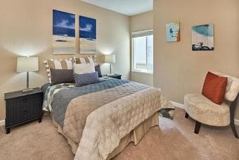 $1400 Sunny room with private bathroom in 2bd/bath apt in Santa Clara 3