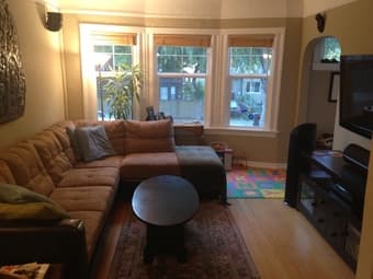 Summer Sublet in Berkeley [$1300] 1