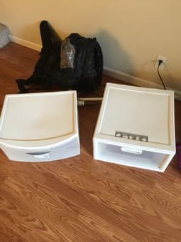 Plastic storage drawers $10 1