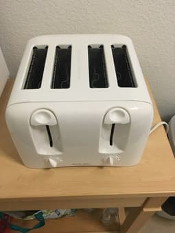 Proctor Silex 24605 4-Slice Toaster 1