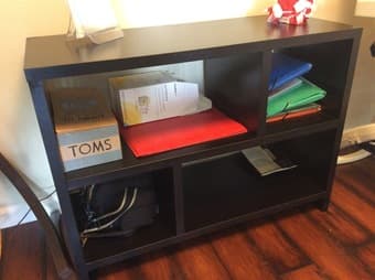 Ikea shelf unit 10$ 1
