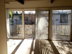 Large bedroom near Castro, Caltrain (Mountain View) for female 1