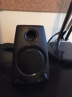Selling Like New Logitech Computer Speakers 3