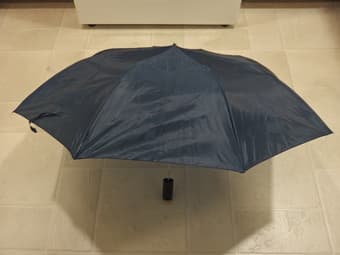 Foldable umbrella for $2! Only used once. 1