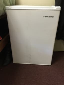 Black and Decker Mini Fridge - $50 1