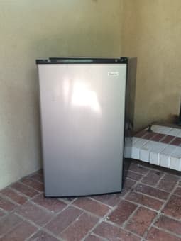 Selling Fridge - $75 obo 1