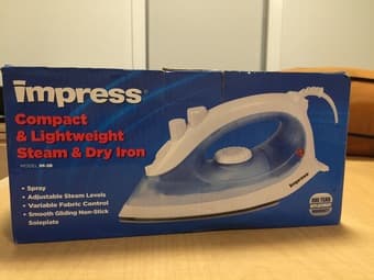 selling ironing table and iron 2