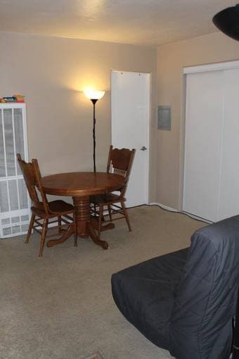 Awesome Fully Furnished Studio for rent in Palo Alto. Available Now! 2
