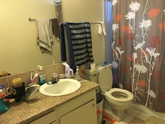 $1225 Bedroom with attached bathroom, 2.5 mi from Stanford campus ($12 2