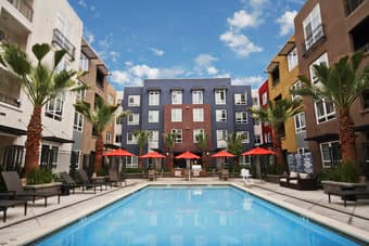 1BR in 2BR 2BA Top Floor High End Condo (NEWLY BUILT) $1600 2