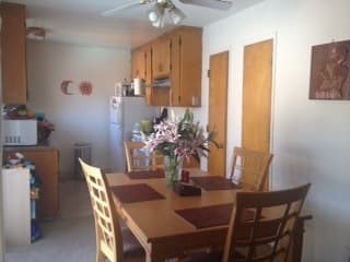 1250$/month, room in a 2BR/1BA apartment, available in July, Palo Alto 1