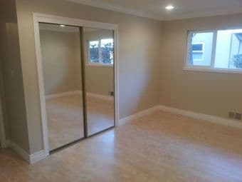 Roommate wanted in downtown PA, 3br2bath (master BR w/ private bath) 1