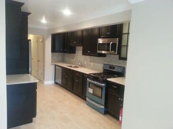 Roommate wanted in downtown PA, 3br2bath (master BR w/ private bath) 2