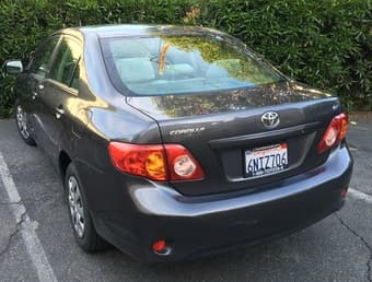 Toyota Corolla LE 2010 for sale, low mileage 2