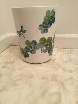 $5 Trash Bin 1