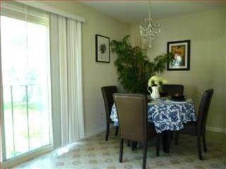 $4600 / 3br - 1300ft2 - 3BD/2BR Desirable Condo in Greenhouse Complex 1