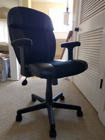 Office Chair and Computer Desk $ 45 1