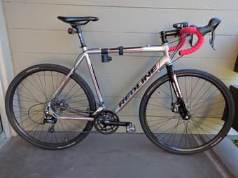 Redline Conquest w/ carbon fork + accessories! ** Price drop ** $600 1