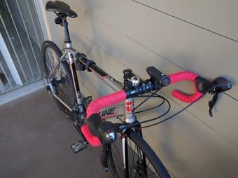 Redline Conquest w/ carbon fork + accessories! ** Price drop ** $600 2