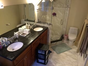 Master Bedroom in 4br Palo Alto House available Jul 1 to Sep 15 2