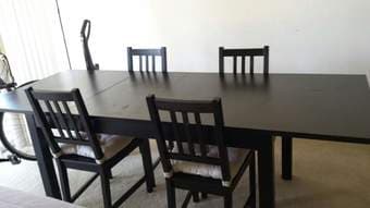 Extendable dining table with 4 chairs: $190(original value:$525) 1