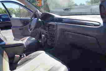 Chevy Malibu 1998 $1300 2