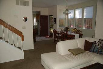 1bd in 3bd/2.5bath in mountainview starting July 1- $1575 3