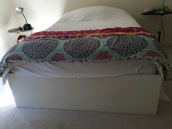 Queen sized mattress and bed 3