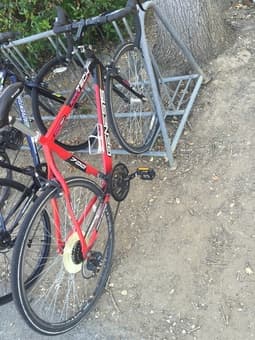 $75 26" 700c RoadTech Genesis (Retail $150) 3