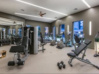 $1090 1 bedroom in luxury 3b/2b North San Jose 3