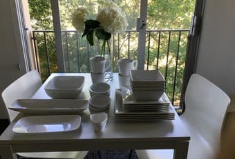 Minimalist Dining Set Porcelain with Smooth Finishing - $37 OBO 1