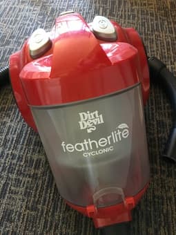 Dirt devil vacuum 1