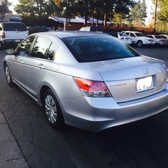 2008 Honda Accord LX sedan 4D in good condition, clean title! 2