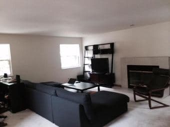 Sublet in Menlo Park (1 room, shared house, $1650/mo) Jul 5 - Sept 21 3