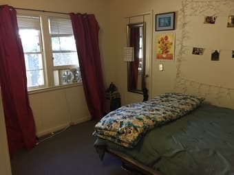 1 bedroom in 2 bedroom duplex. Midtown Palo Alto. $1300/m Aug 1 2