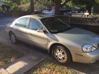 Selling 2005 Mercury Sable (58k miles, very good condition) ($4000) 2
