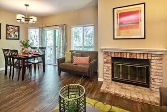 $1500 Sunny room with private bathroom in 2bd/bath apt in Santa Clara 2