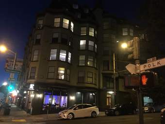 $1800 - Master Bedroom with private bathroom on Polk Street in SF 2