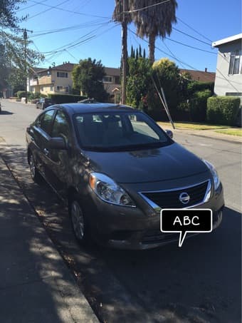 NISSAN VERSA **only 22K miles for 10500$ **CLEAN TITLE 2