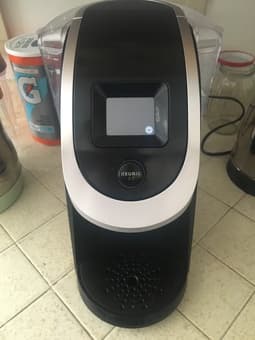 Keurig 2.0 K200 Coffee Maker ($65 OBO) 1