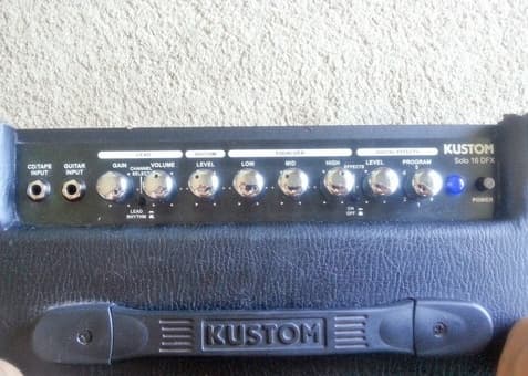 Guitar Amp Kustom 16 W DFX - $60 2