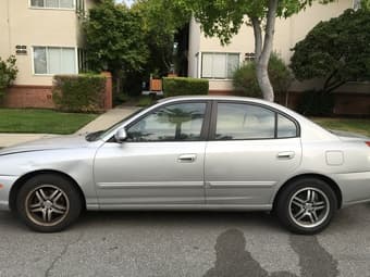 Hyundai Elantra 2005 - $3300 (palo alto) 2