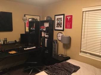 1375 / 500ft2 - 1 bdrm + 1 shared bth in E. Hills mansion (redwood c) 1